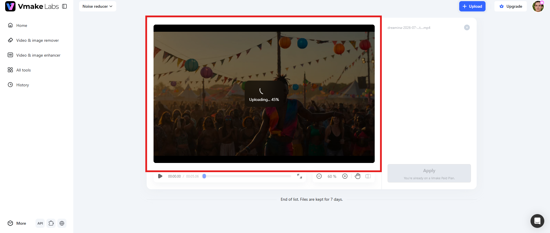 AI removes background noise