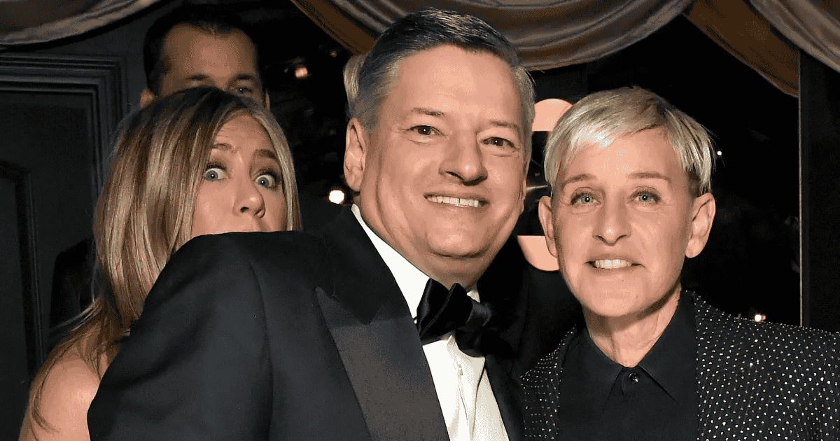 text Funny photobomb moments